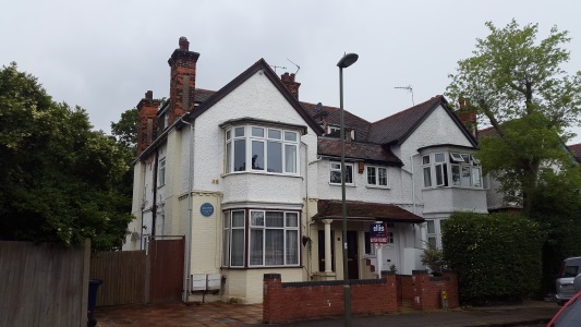 Дом в Лондоне (69 Wentworth Road, London NW11 0RH), в котором Метнер жил в 1935–1951 гг.